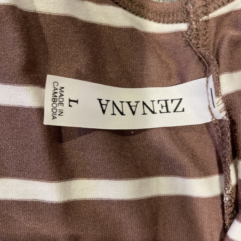 Shirt - Picture 4 of 6